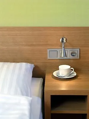 Business & Budget Hotel Tessin Munique 2*,