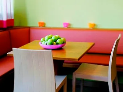 Business & Budget Hotel Tessin Munique Alemanha
